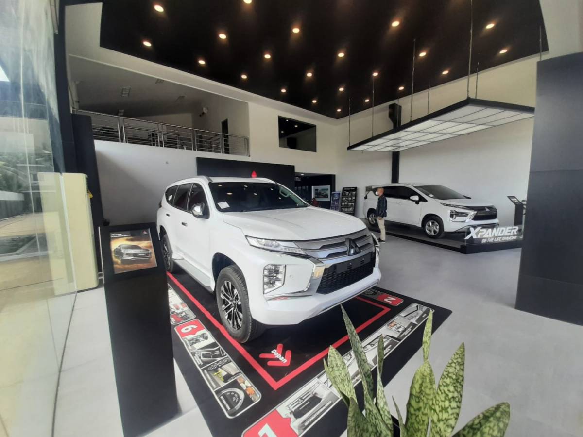 penjualan mobil Mitsubishi (Sumber : (Mitsubishi Indonesia))