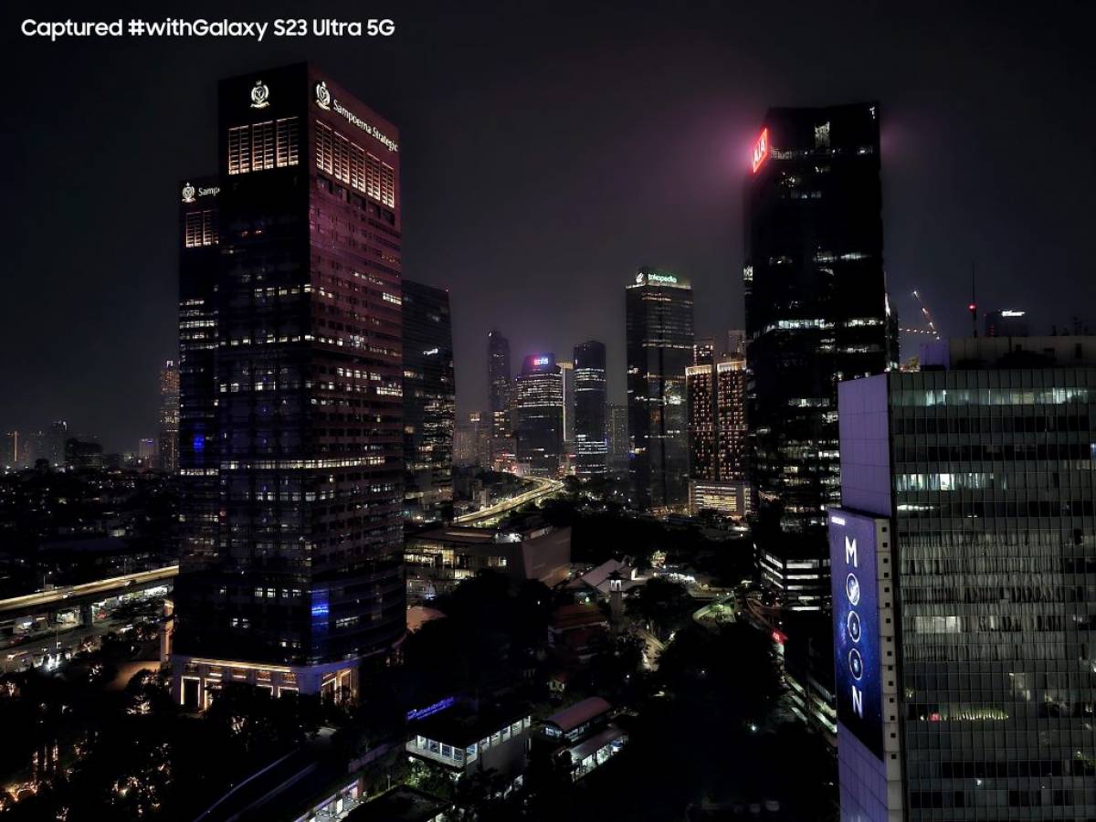 Hasil foto saat malam hari dari Samsung Galaxy S23 Ultra
