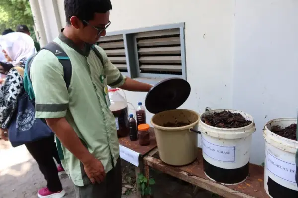 Atasi Sampah, UGM Kenalkan Teknologi Pengolahan Sampah Organik Pada Masyarakat