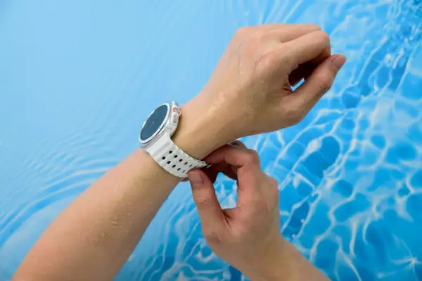 Teman Klop untuk Dibawa Aktivitas Outdoor, Ini 3 Varian Strap Galaxy Watch Ultra