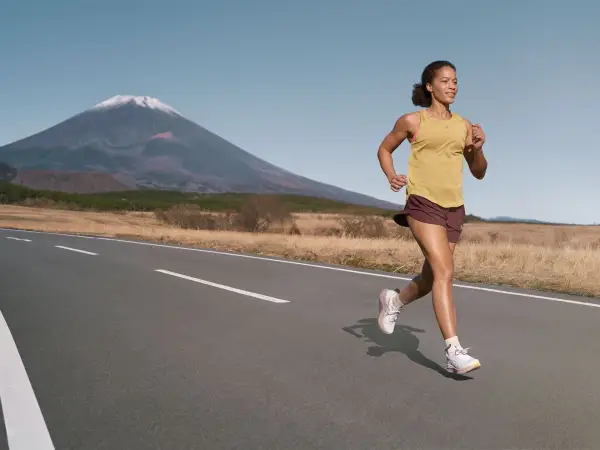 ASICS Gel Kayano 32: Aplikasikan Teknologi 4D Guidance System dan PureGEL