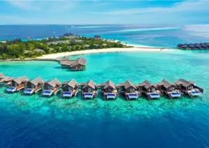 Vila Grand Park Kodhipparu, Maladewa, yang didirikan di atas air laut dan terumbu karang. (Sumber: istimewa)