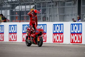 Marc Marquez memenangi balapan MotoGP di Sachsenring, Jerman.
