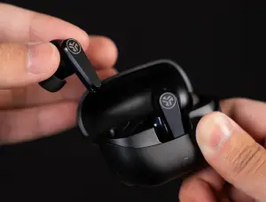 Jlab Go Pods ANC. (Sumber: Jlab)