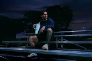 Stanley x Lionel Messi. (Sumber: Stanley)