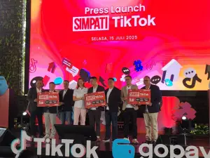 Telkomsel x TikTok x GoPay hadirkan kartu perdana Simpati edisi khusus. (Sumber: istimewa)