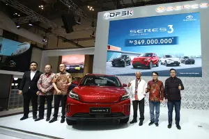 Seres 3 diumumkan di event GIIAS 2025 di ICE BSD City, Tangerang, Banten. (Sumber: DFSK)