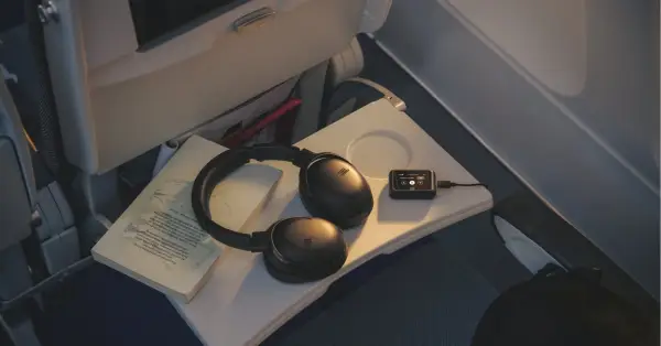 JBL Tour One M3 Smart Tx Dipasarkan Seharga Rp7,69 Juta, Waktu Pemutaran 70 Jam