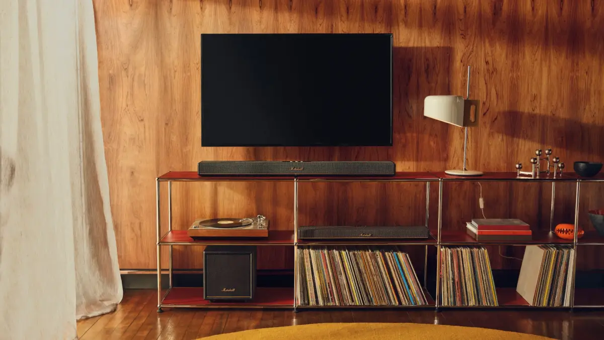 Marshall Heston 60 (atas) dan Heston Sub 200 (kiri pojok). (Sumber: Marshall)