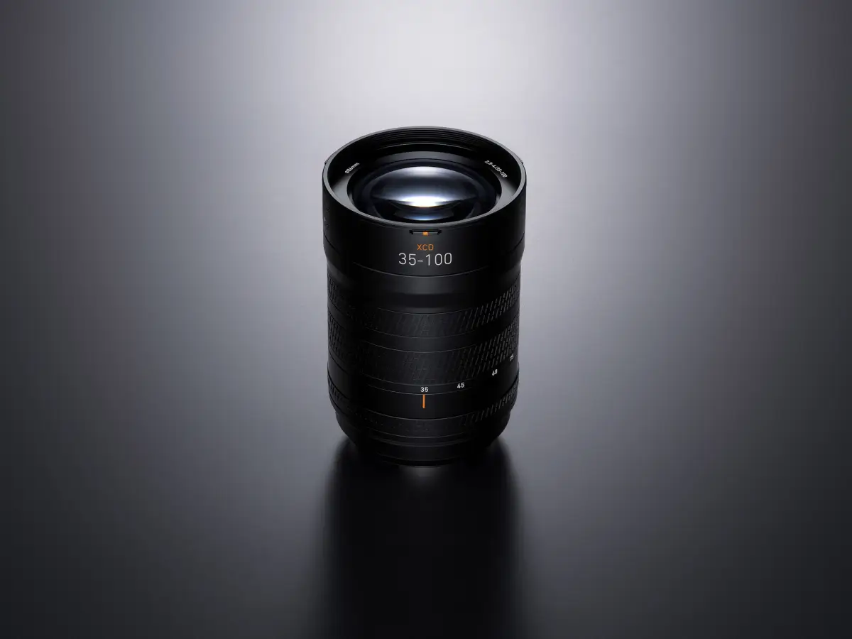 Lensa kamera Hasselblad XCD 2,8–4/35–100E. (Sumber: Hasselblad)