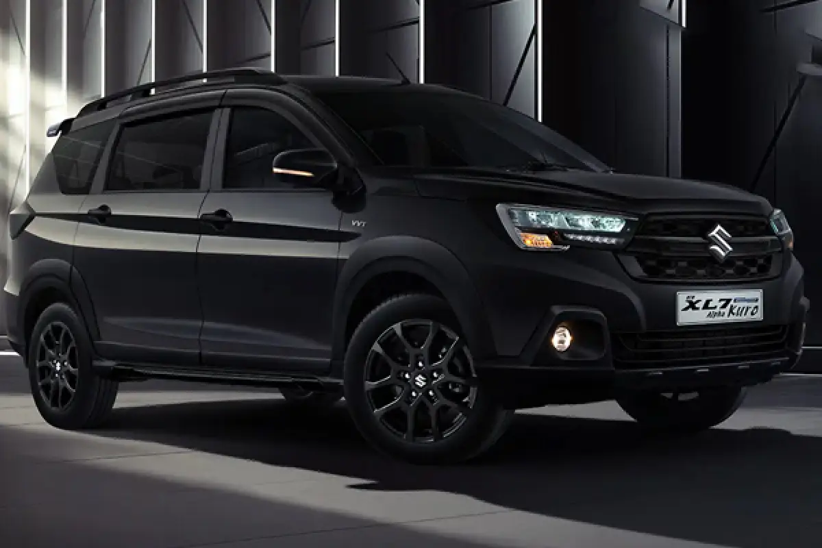 Suzuki New XL7 Hybrid Alpha Kuro. (Sumber: Suzuki)