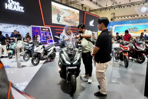 Deretan Motor Honda yang Tampil di IMOS 2025, New ADV160 Jadi Magnet Utama