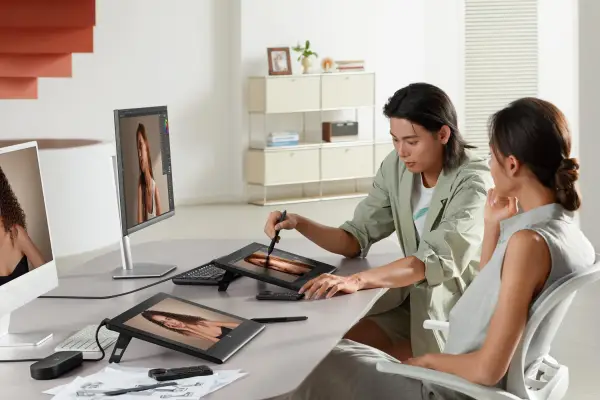 XPPen Artist Ultra 16 Hadir dengan Layar OLED 4K Pertama di Dunia