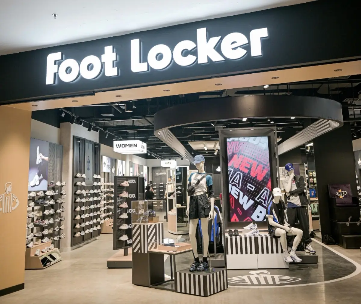 Pembukaan Foot Locker dengan konsep Reimagined di Emporium Pluit Mall, Jakarta Utara. (Sumber: istimewa)