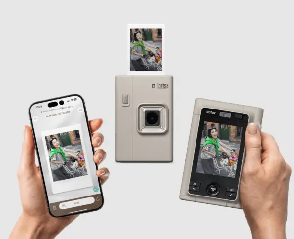 Instax Mini LiPlay Plus Terbaru Hadir dengan Kamera Tambahan untuk Swafoto