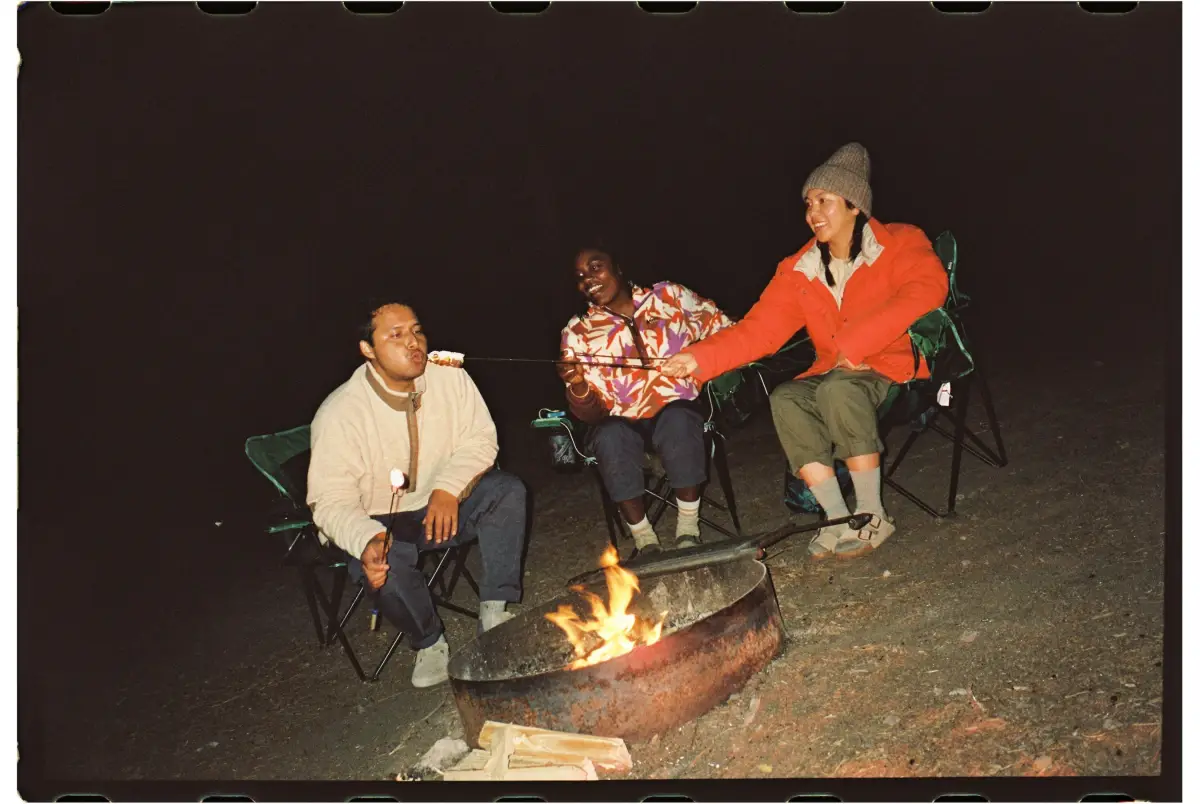 Campwell memadukan kain luar ruangan klasik dengan siluet yang santai. (Sumber: Rei Co-op)