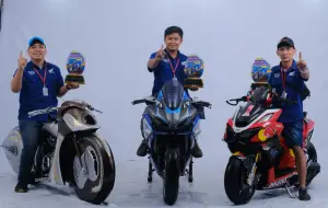 Pemenang Honda Modif Contest (HMC) 2025 bersama hasil modifikasinya. (Sumber: Honda)
