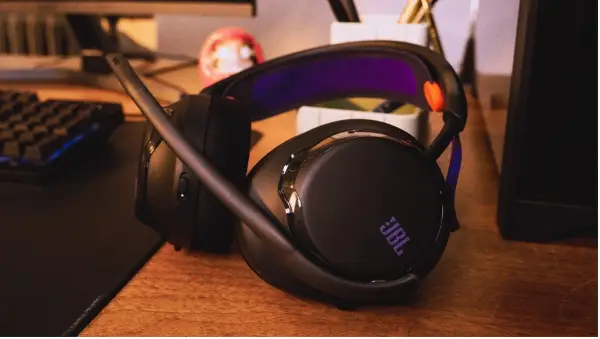 JBL Merilis 3 Headphone Gaming dari Lini Quantum untuk CES 2026