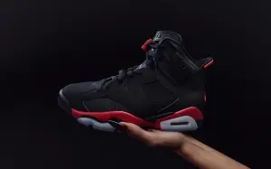 Air Jordan 6 Infrared Salesman. (Sumber: Nike)