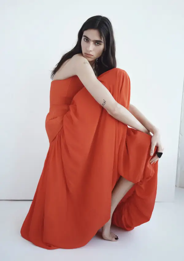 Koleksi H&M S/S 26 untuk Perempuan Fokus pada Nostalgia yang Kontras dan Kaya