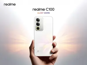 Realme C100 warna Glory White.