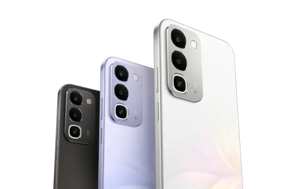 Realme C100 Punya 3 Pilihan Kelir, Didukung Fitur Hyper Cooling