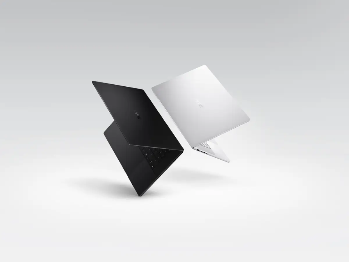 ASUS ProArt P16 (kiri) dan P14 Series. (Sumber: null)