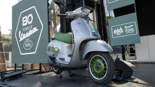 Vespa Edizione Ottantesimo Hanya akan Diproduksi Sebanyak 1.946 Unit