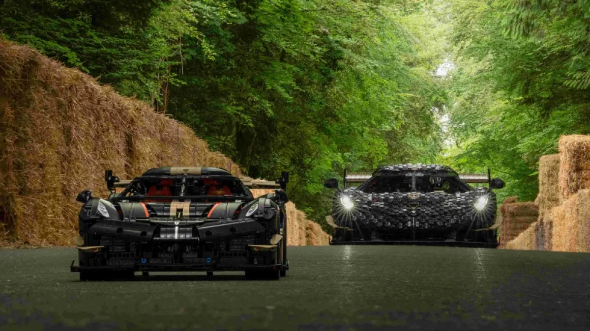 Lego Technic Koenigsegg Sadair’s Spear. (Sumber: null)