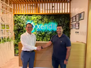 Pendiri Dragonpay Robertson Chiang (kiri) dan Chief Revenue Officer Xendit Nazim Ali. (Sumber: null)