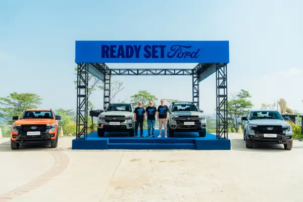 Ford meluncurkan Everest Platinum 3.0L V6 dan tiga model Ranger terbaru. (Sumber: Ford)