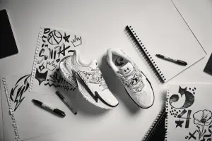 Under Armour x Sharpie. (Sumber: null)