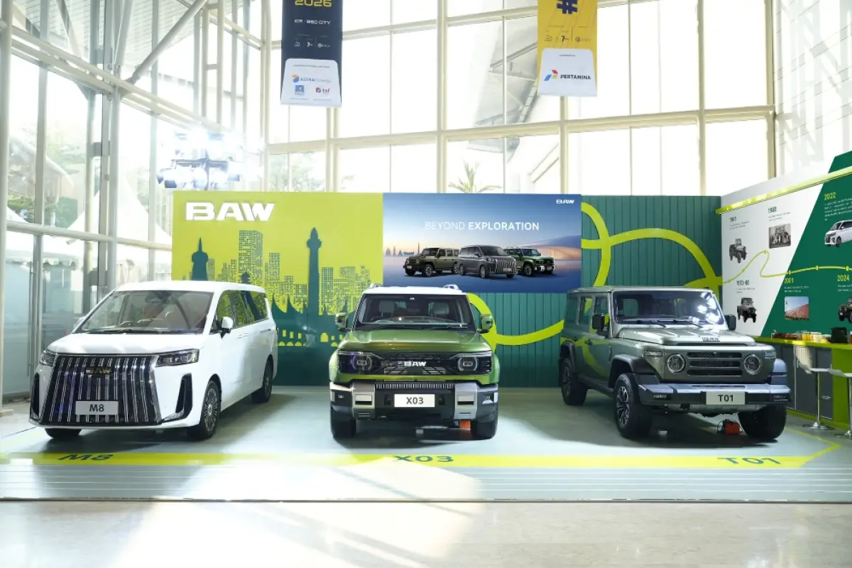 BAW M8, X03, dan T01 (dari kiri ke kanan). (Sumber: Beijing Automobile Works)