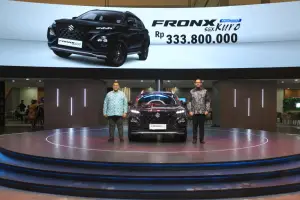 Suzuki Fronx SGX Hybrid Kuro. (Sumber: Suzuki)