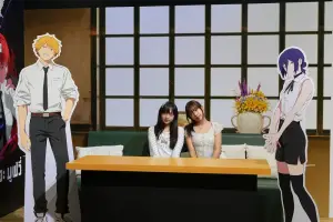 Adegan kafe yang ikonik dari Chainsaw Man – The Movie: Reze Arc. (Sumber: Crunchyroll)